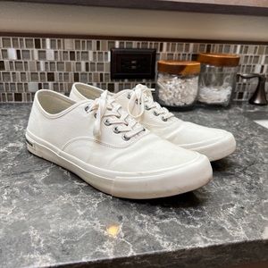 SeaVees Legend Sneaker White size 11